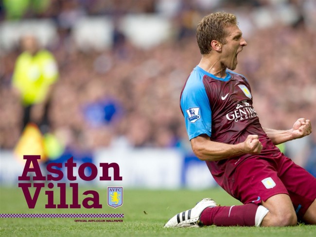 太阳报：森林后卫埃纳在养伤期间和其他球员的女友谈恋爱