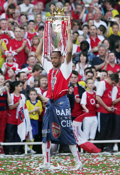 血性！韩国队球员挑衅拜合拉木，王博豪为队友出头撞倒挑事者