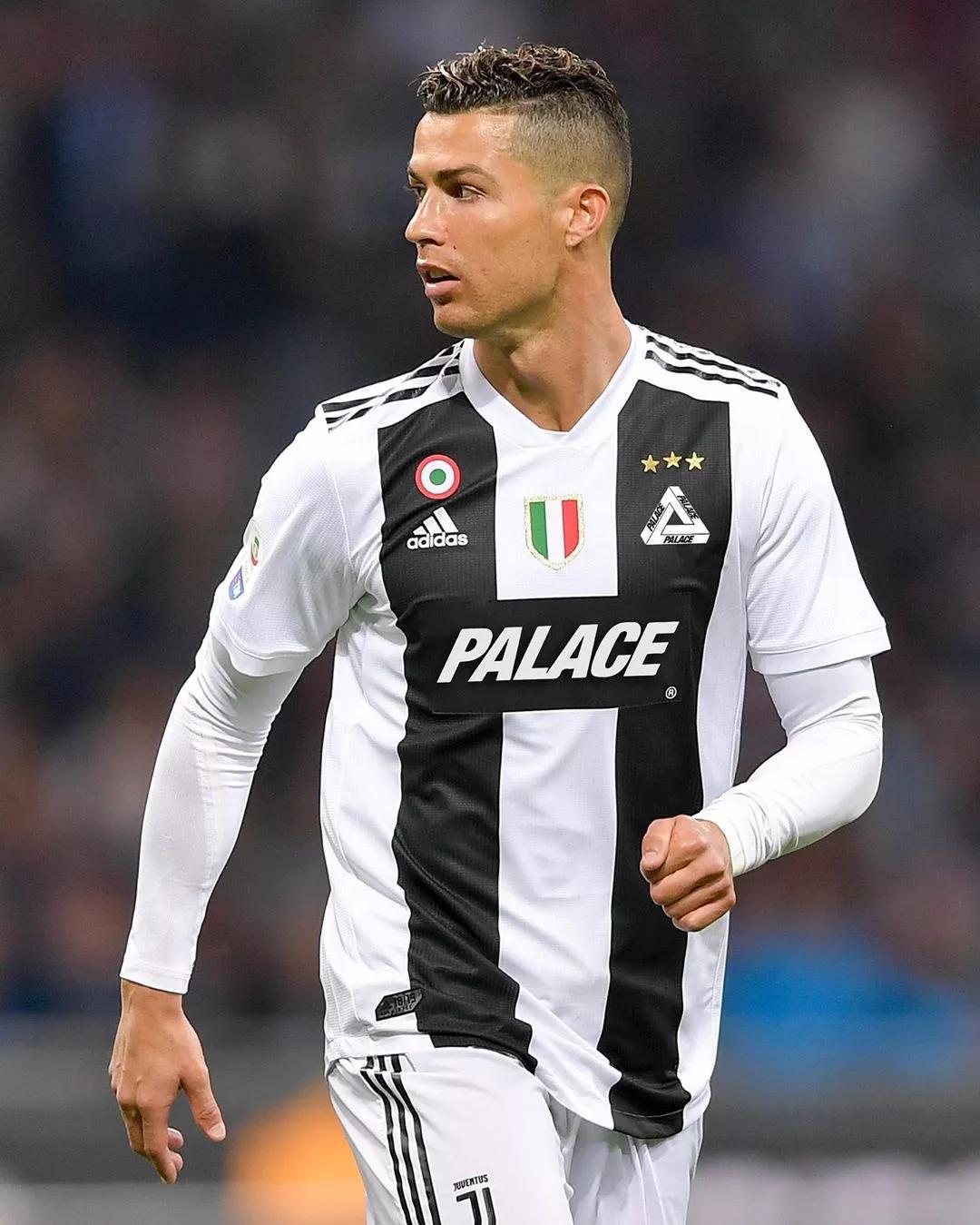 河南决战国安！三位久违强援露面，王刚单独挑大梁，新金主现场督战