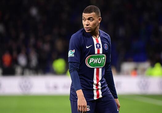 曼城德布劳内助攻斯特林得分