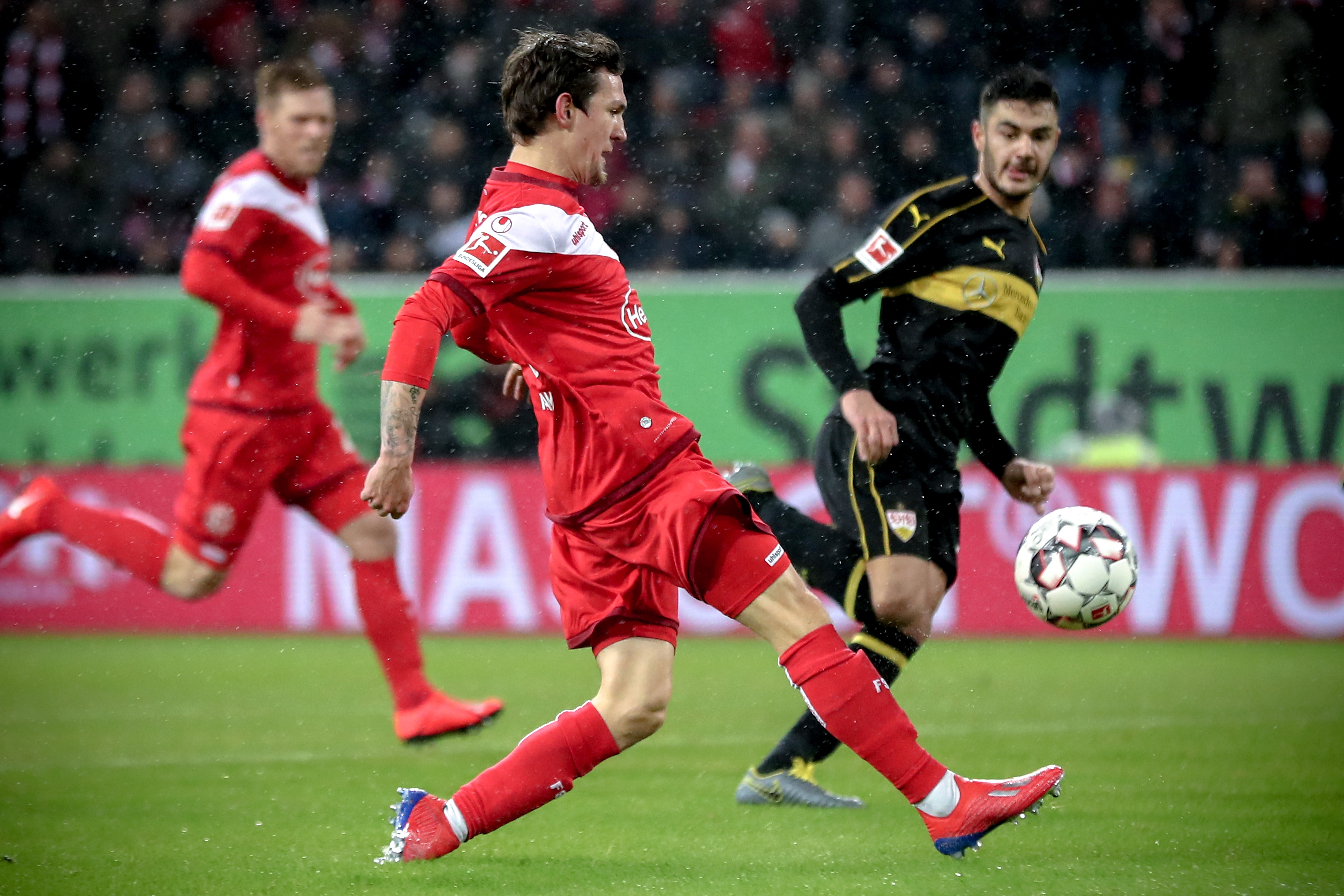 博涅克：莱万是过去二三十年里世界上最好的九号球员