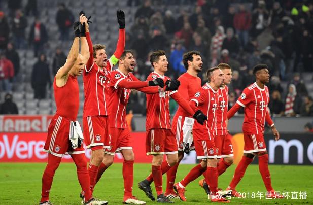 阿斯：巴萨本赛季球场外事务增多，弗里克比上赛季更加情绪化