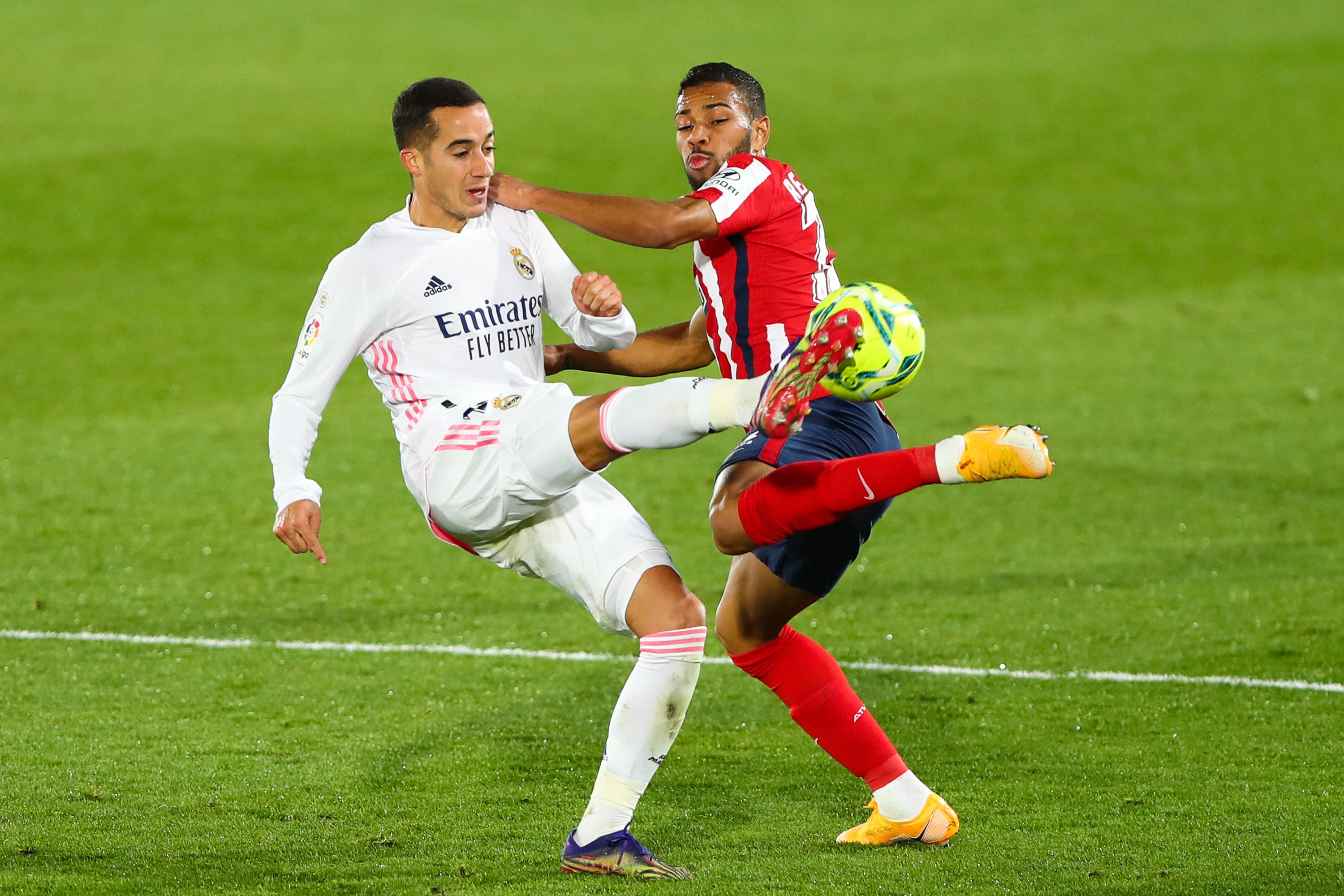 雷诺15中10轰生涯新高25分，蒙克也有25分